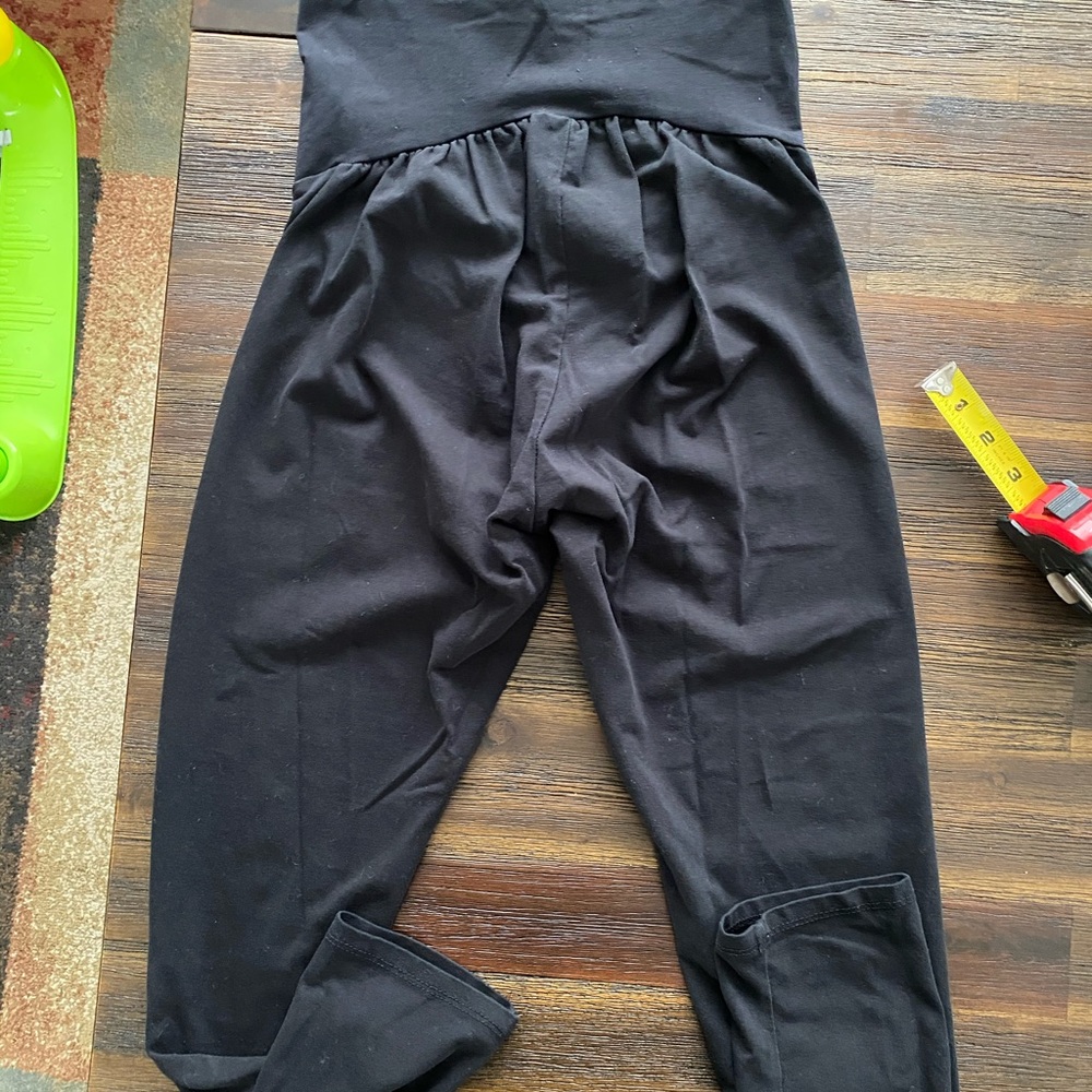 Motherhood Maternity Stretch Crop Belly Leggings - Picture 7 of 9